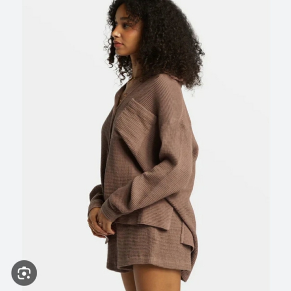 🌴 Billabong Odyssey Shacket Kona Brown Waffle Knit 100% Cotton Medium Shirt 🌴 - Picture 2 of 9